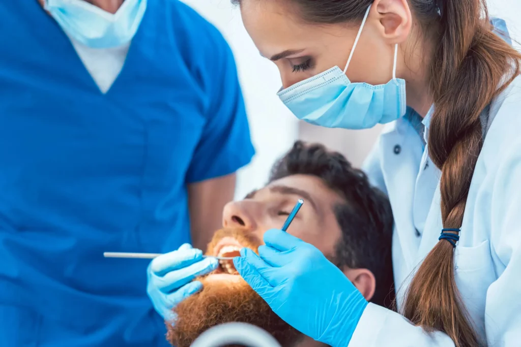 professional teeth cleaning naples